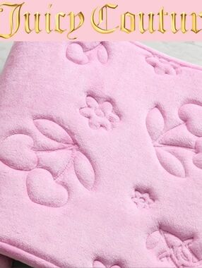 Juicy Couture Home Embossed Logo Cherry & Daisy Plush Memory Foam Bath Rug